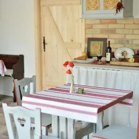 Levendula Vendegszobak Guest house