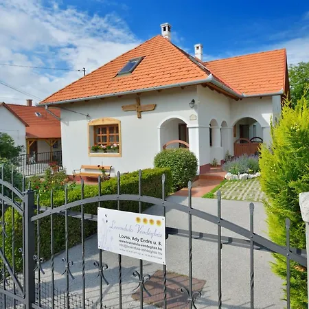 Guest house Levendula Vendegszobak Lovas